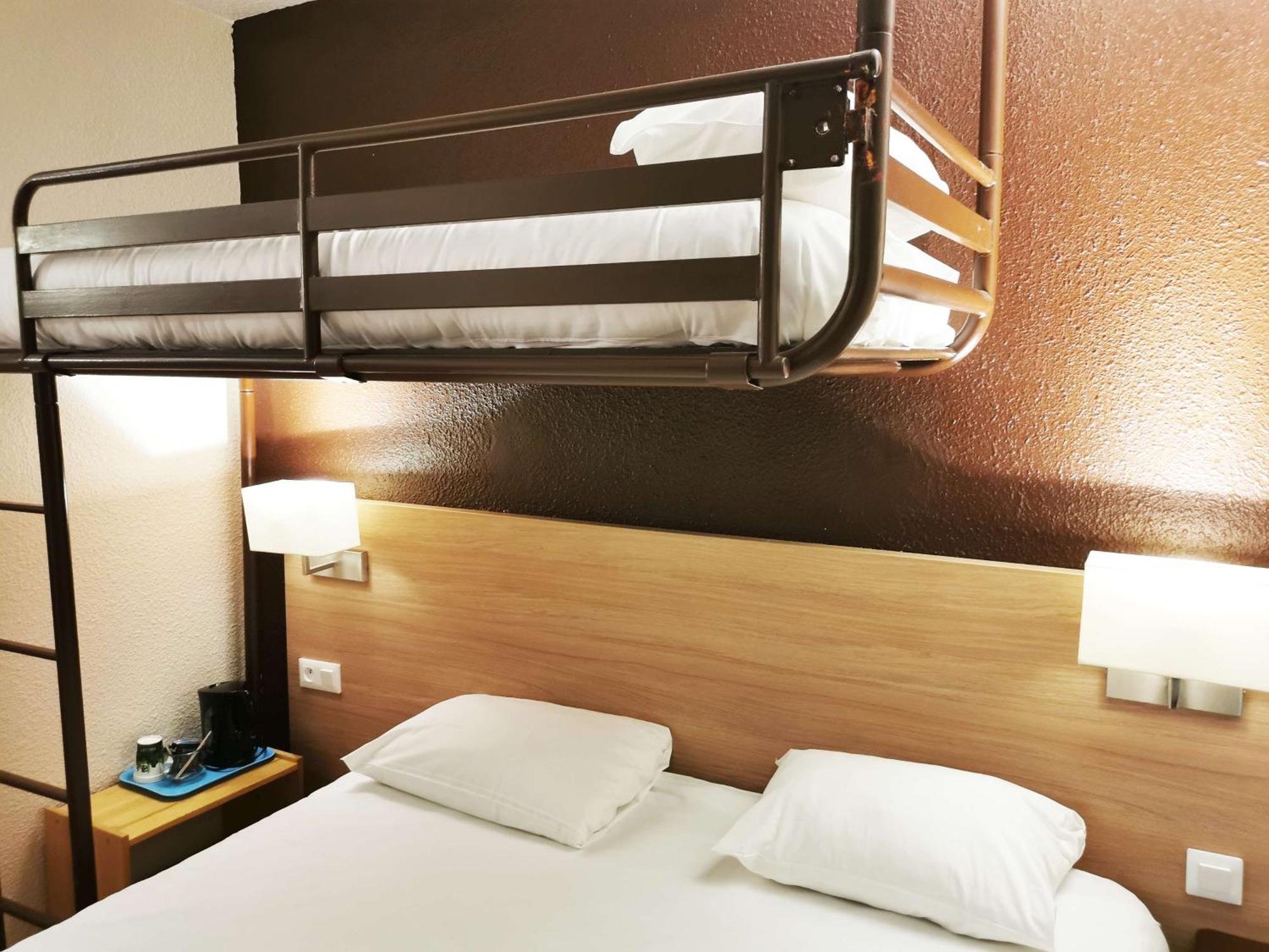 Brit Hotel Essentiel Tours Nord Exteriör bild